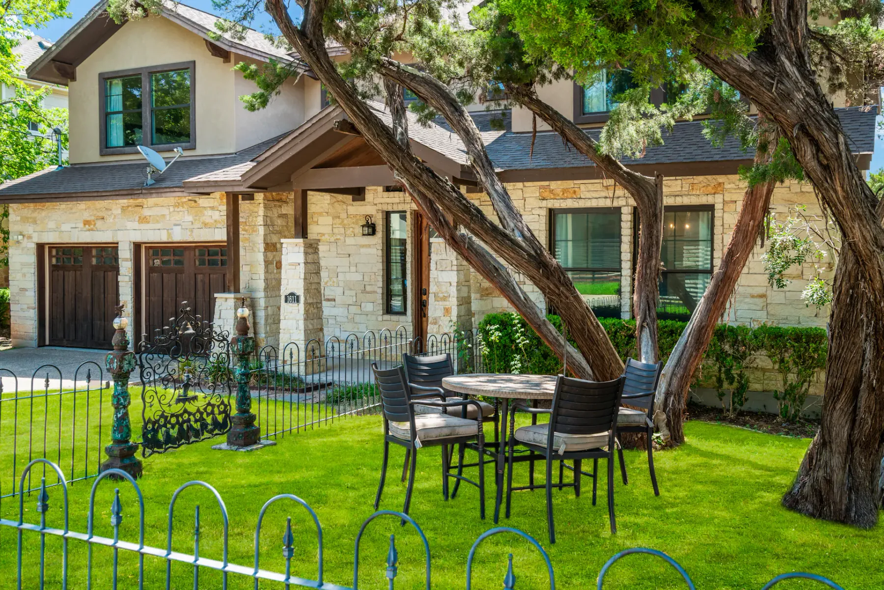 Casa Bluebell