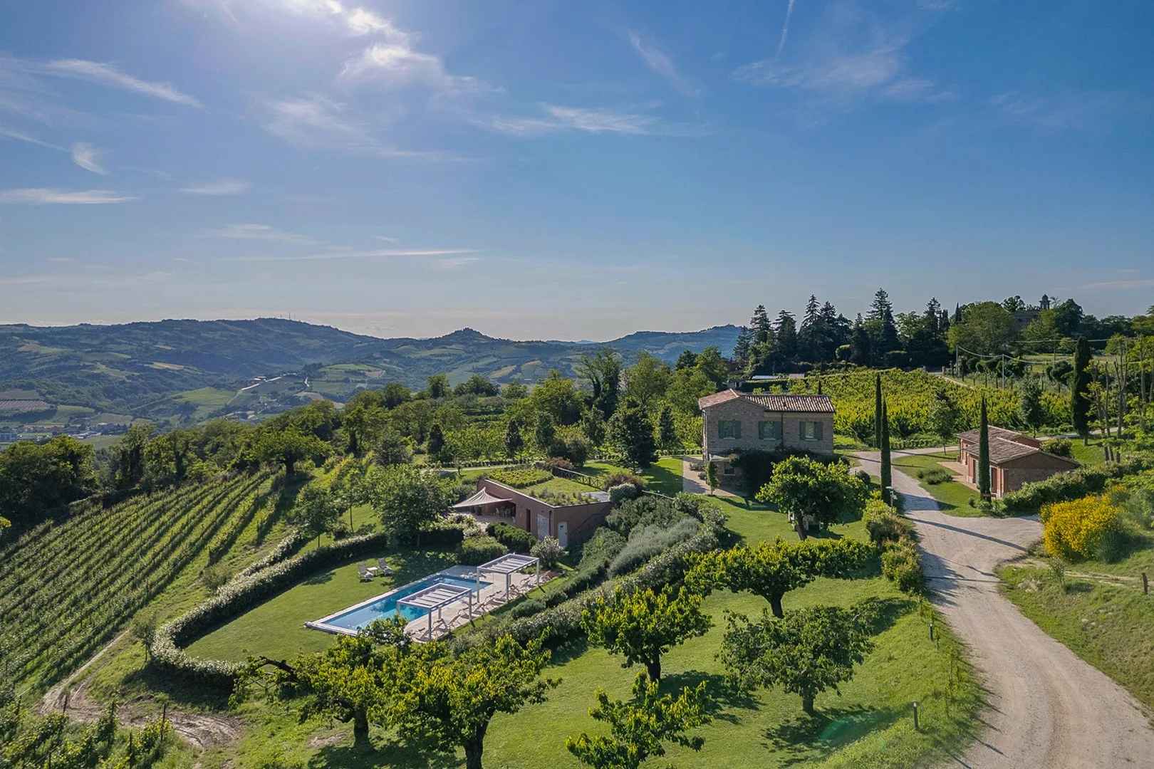 RELAIS CORBAIA 14+1 - Emilia Romagna
