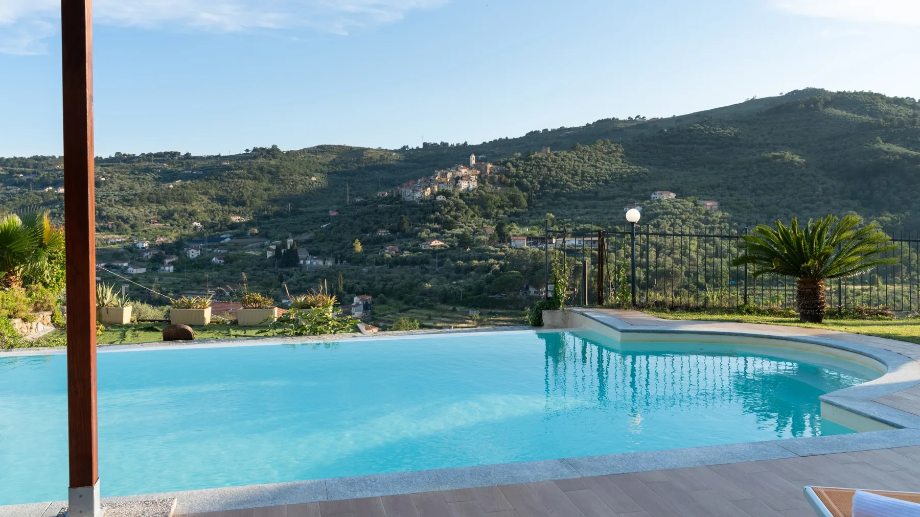 VILLA VITTORIO 6+2 - Liguria