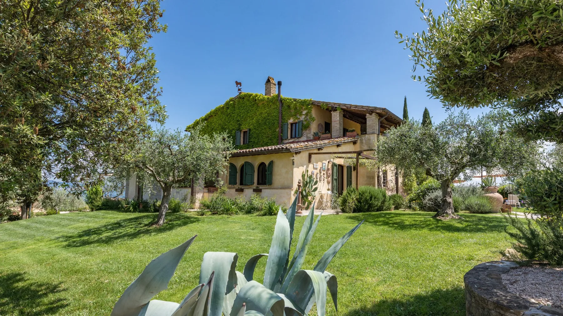 CASALE SANTA LUCIA 8+2 - Umbria