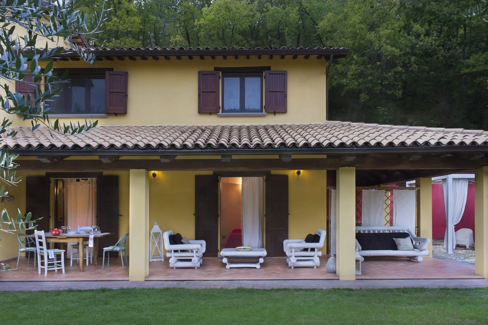 CASALE DEGLI ULIVI 8+2 - Marche