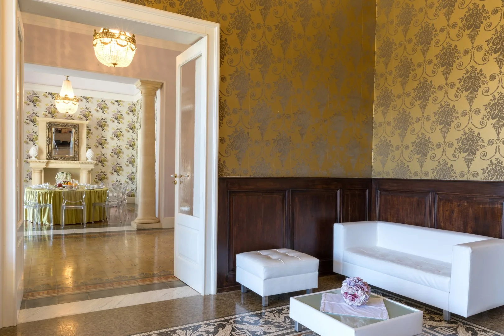 VILLA CAPOZZA 18+2 - Puglia