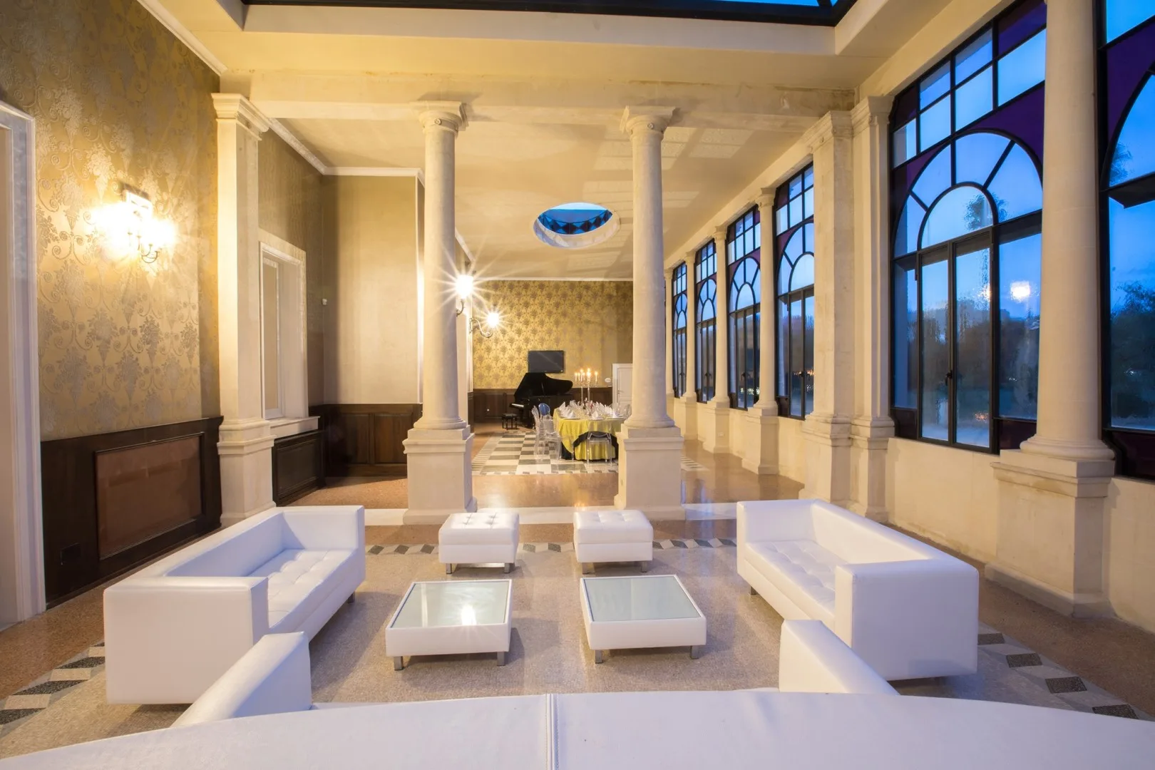 VILLA CAPOZZA 18+2 - Puglia