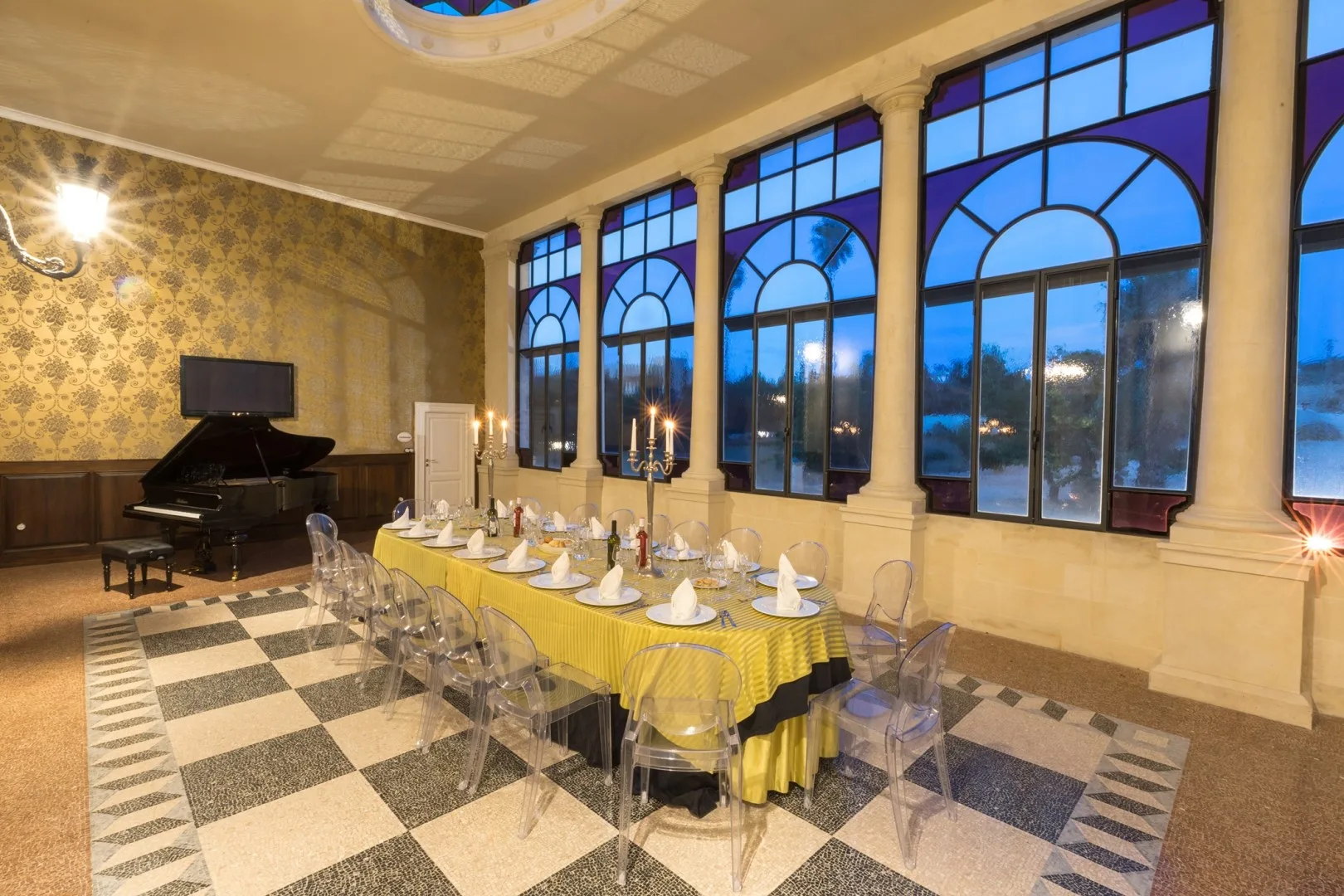 VILLA CAPOZZA 18+2 - Puglia