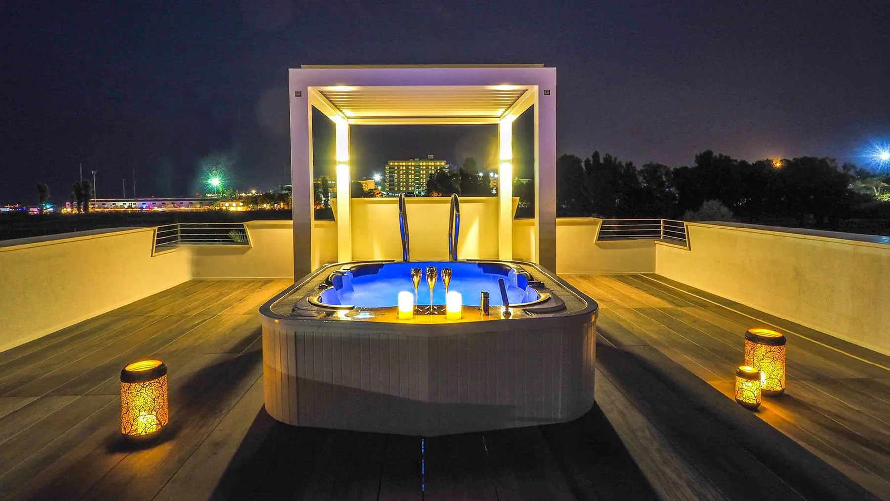 PORTOVERDE BEACH VILLA 12 - Emilia Romagna