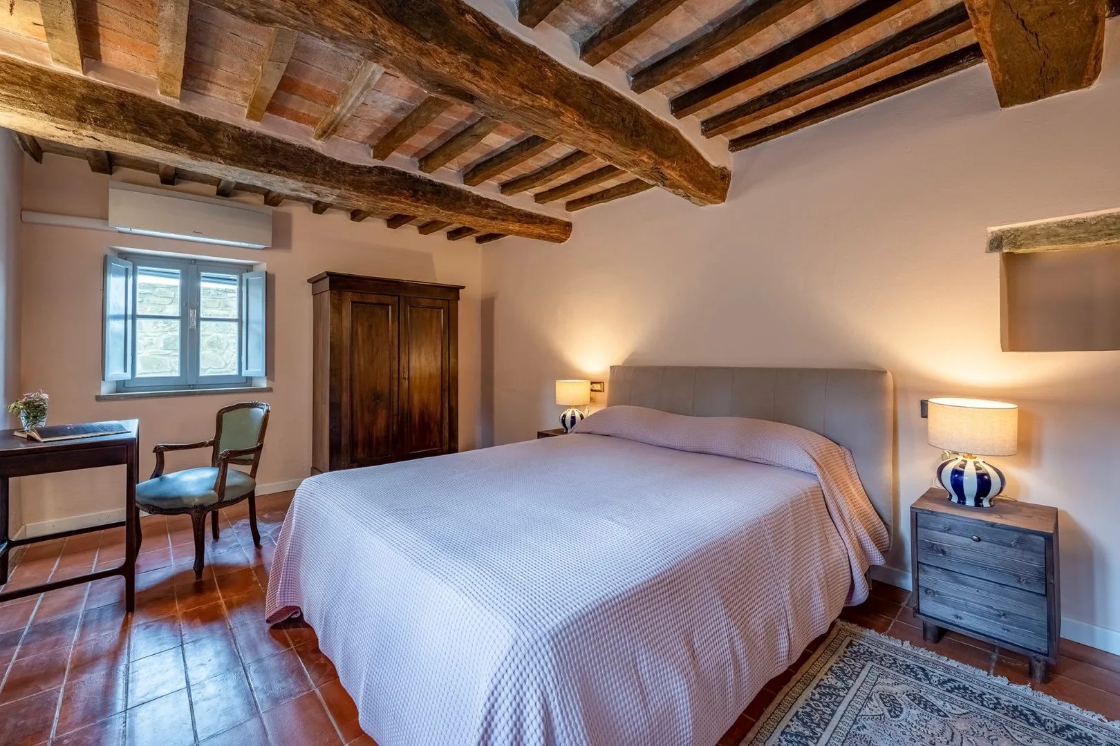 TENUTA SANTA CRISTINA 10