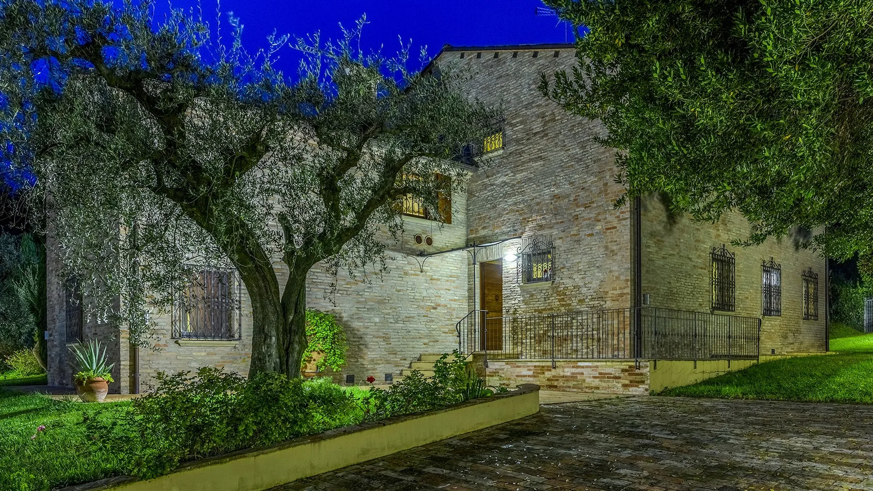 VILLA EMILIANNA 10+4 - Marche