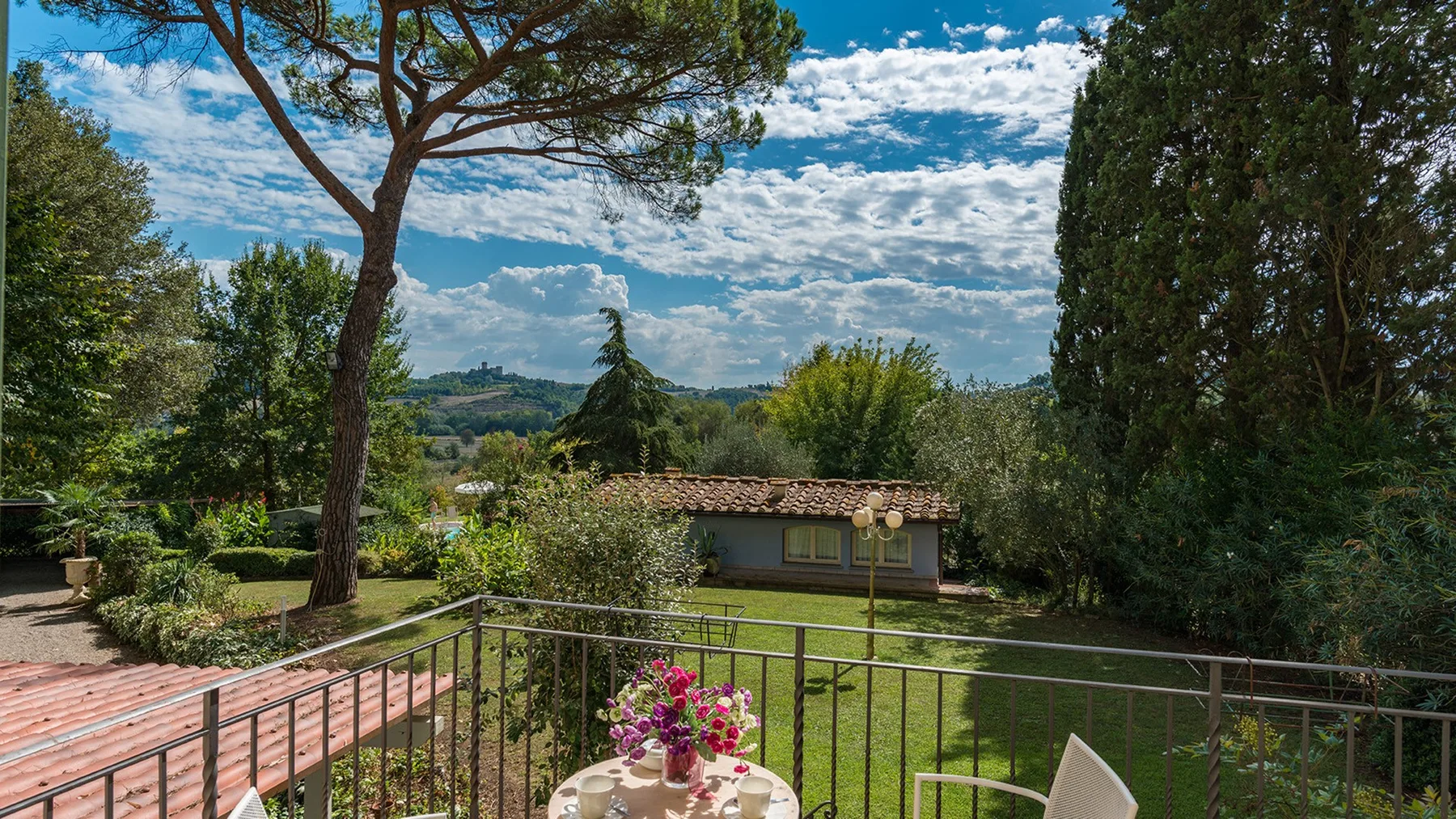VILLA LEONARDO 24 - Tuscany