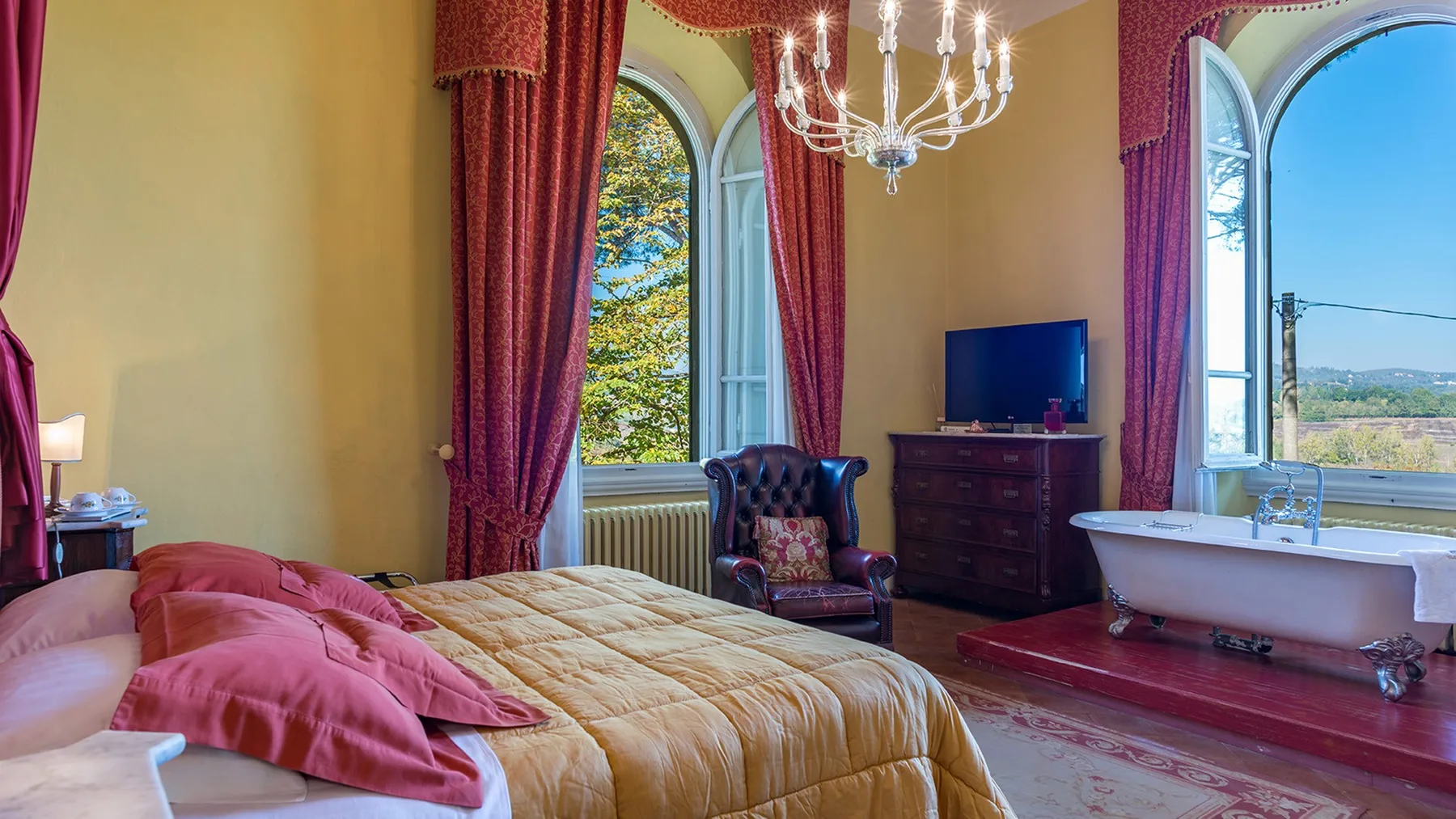 VILLA LEONARDO 24 - Tuscany