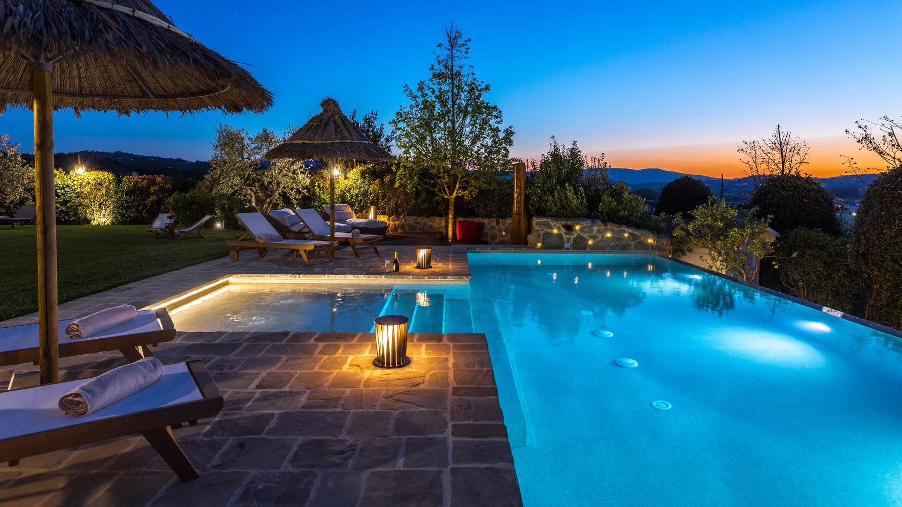 CASALE BELLA VITA 8+4 - Umbria