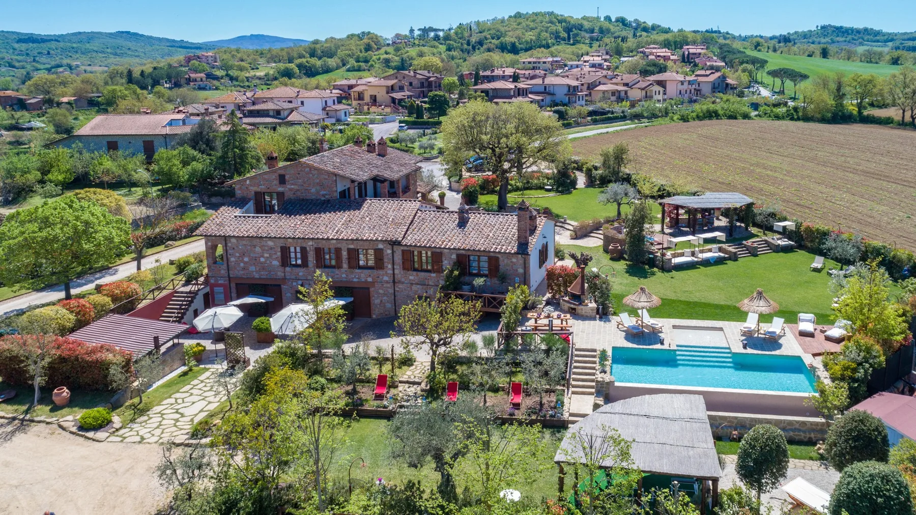 CASALE BELLA VITA 8+4 - Umbria