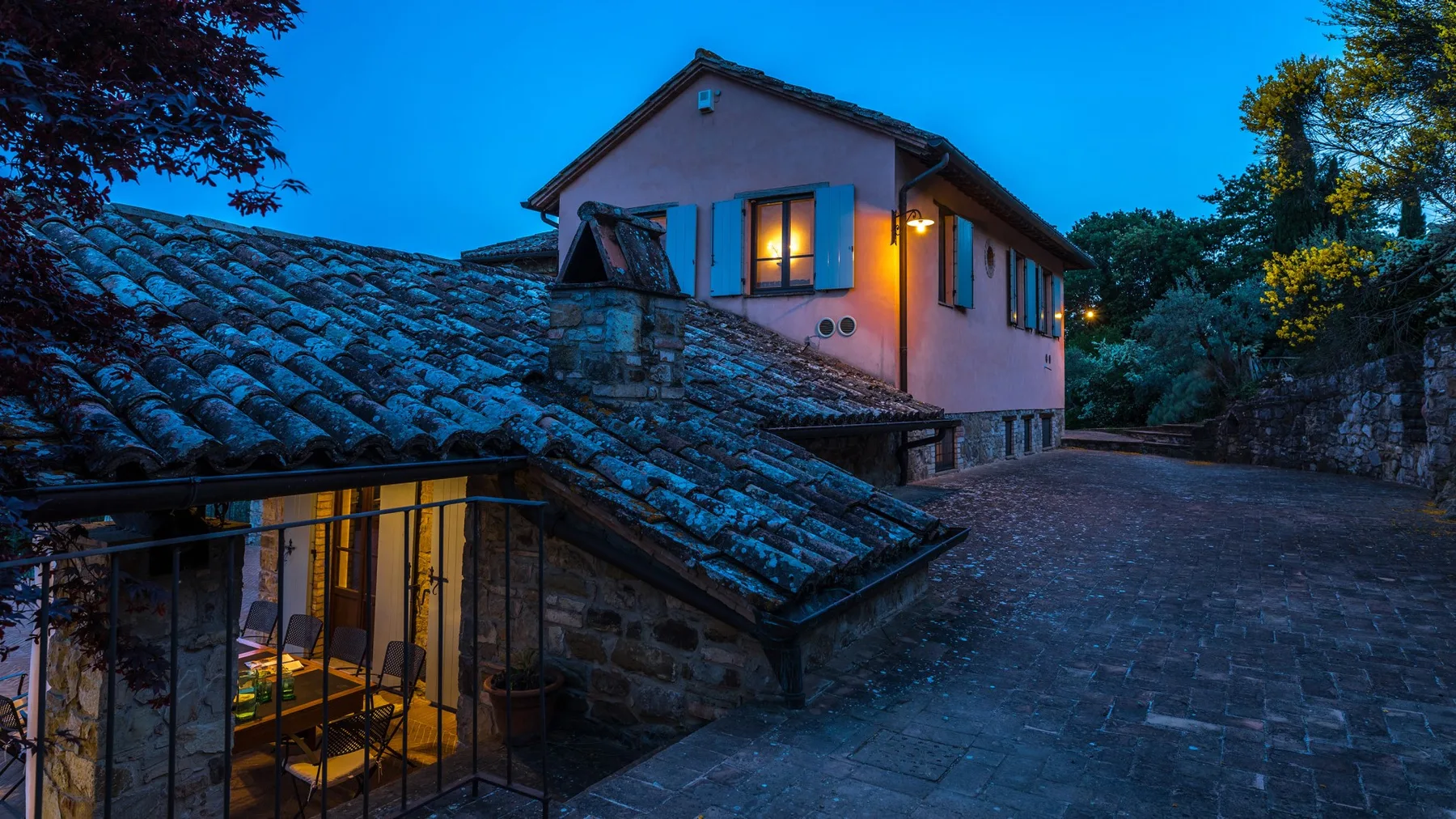 DALMANUTA 8 - Umbria
