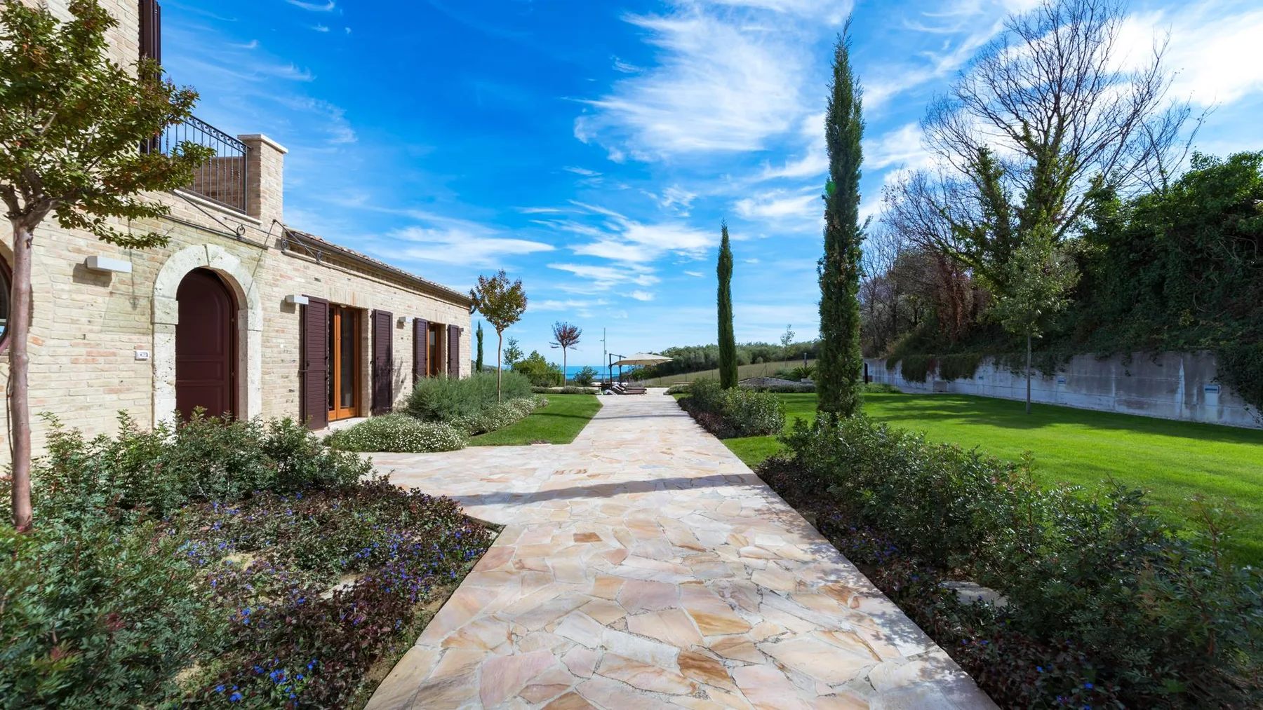 BORGO DA MONTE 8 - Marche