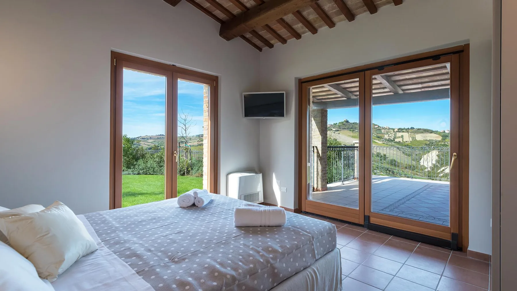 BORGO DA MONTE 8 - Marche