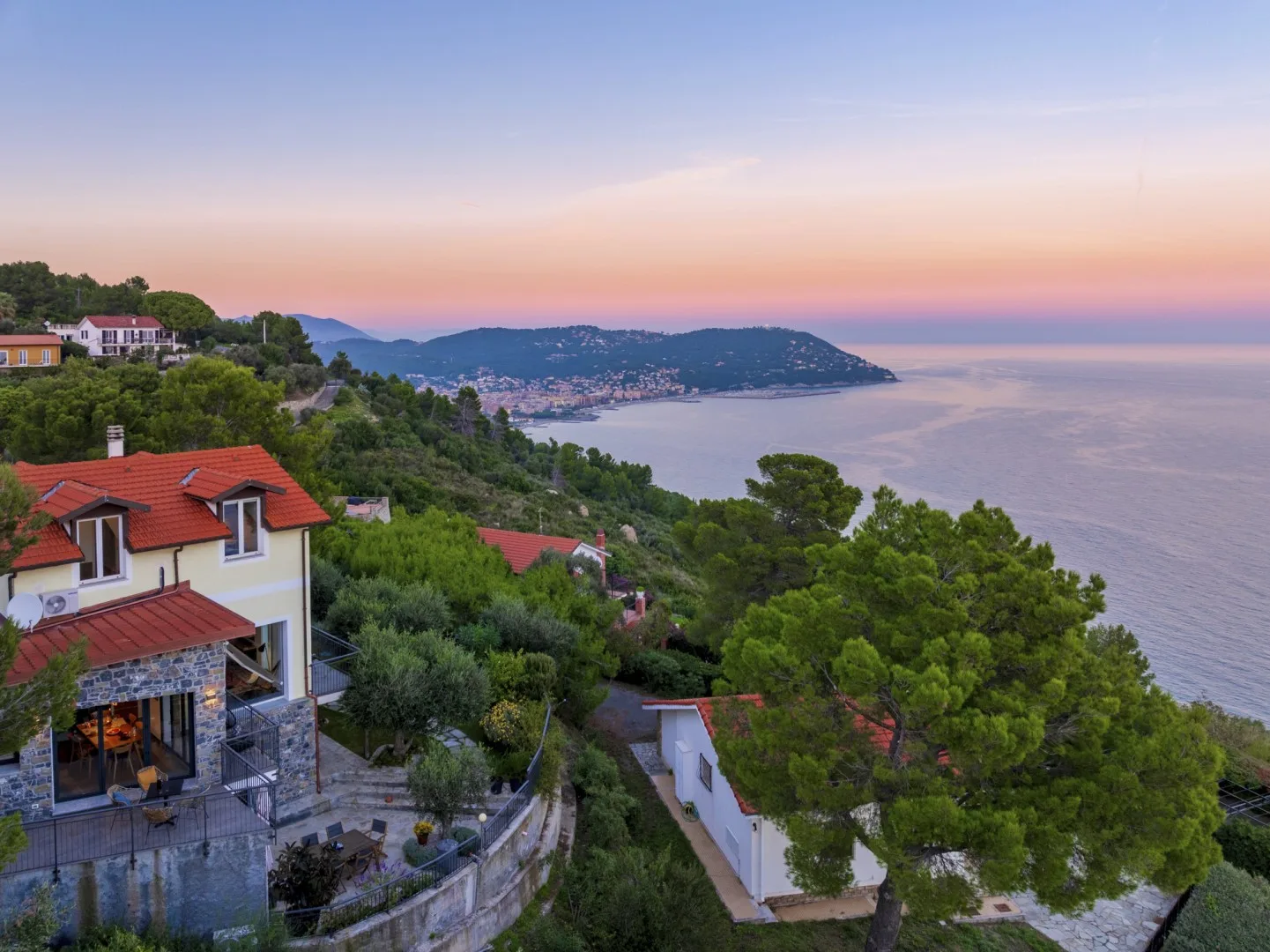 VILLA NEL BLU 8 - Liguria