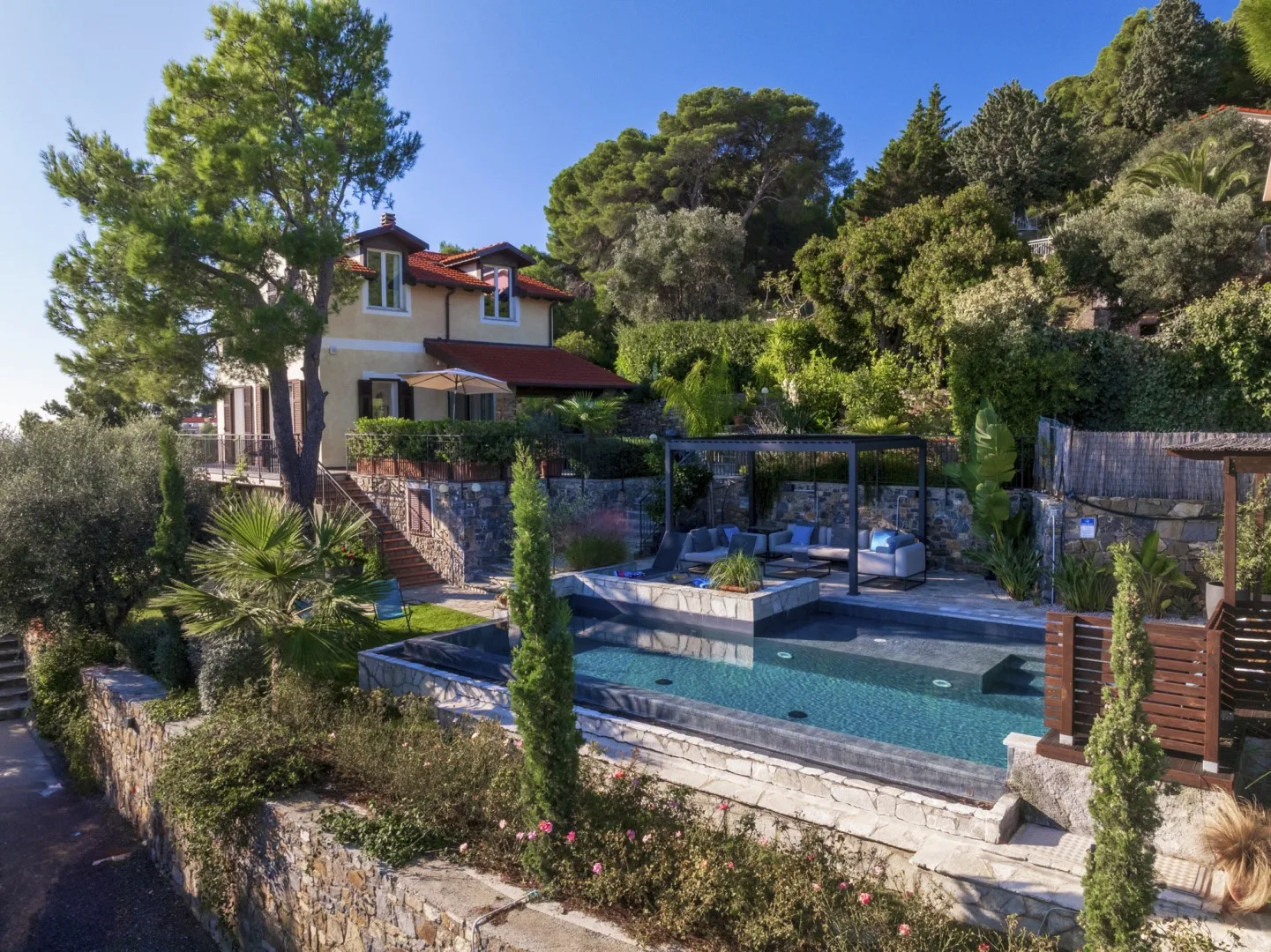 VILLA NEL BLU 8 - Liguria