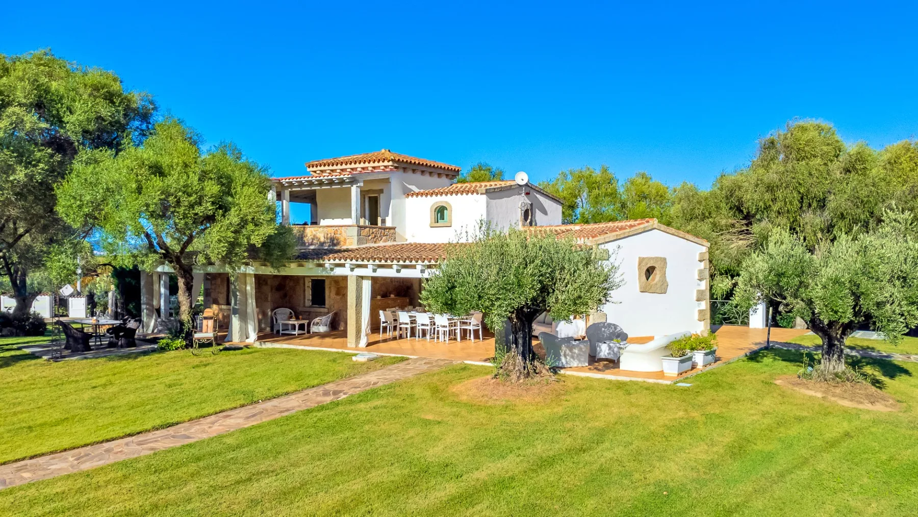 VILLA TYPHA 10 - Sardinia
