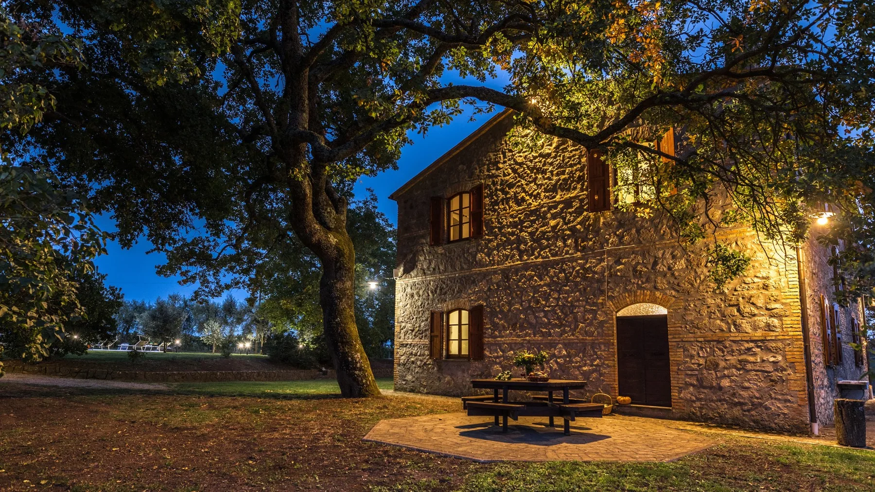 CASALE LE TRE QUERCE 8+1 - Umbria