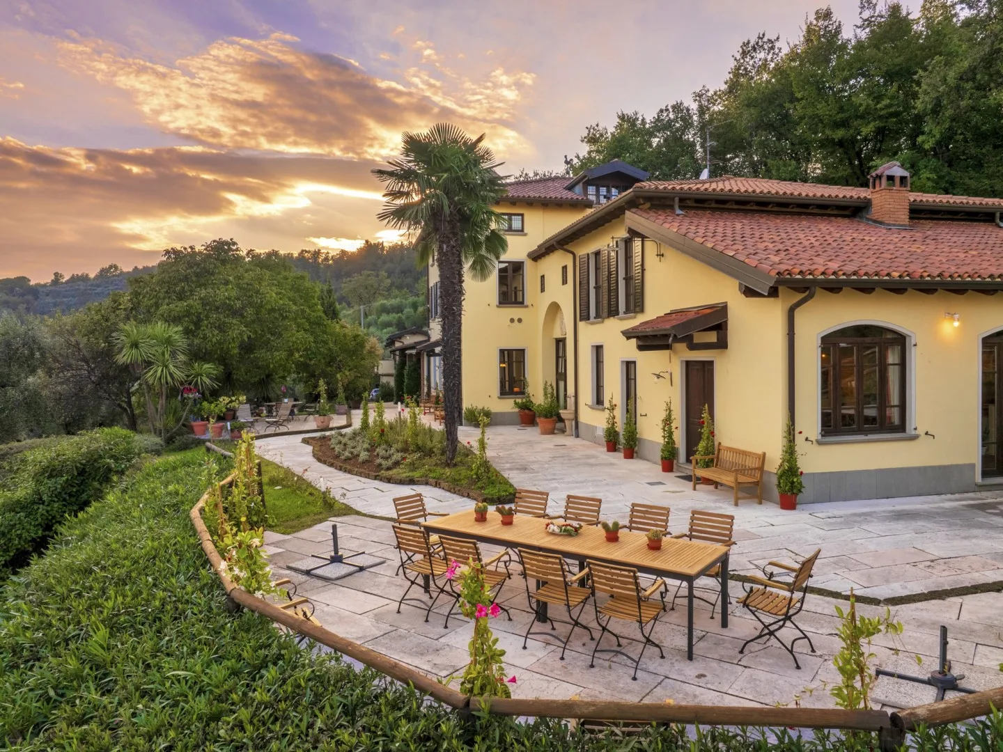 TENUTA NAVELLI 12+2 - Lombardy