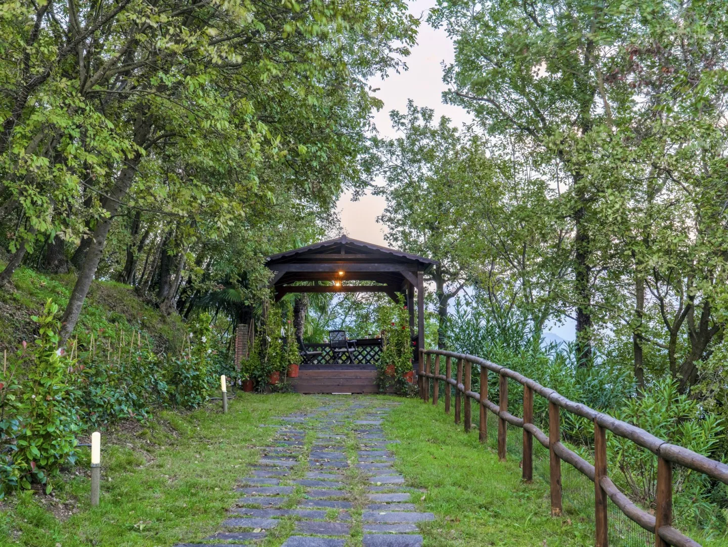 TENUTA NAVELLI 12+2 - Lombardy