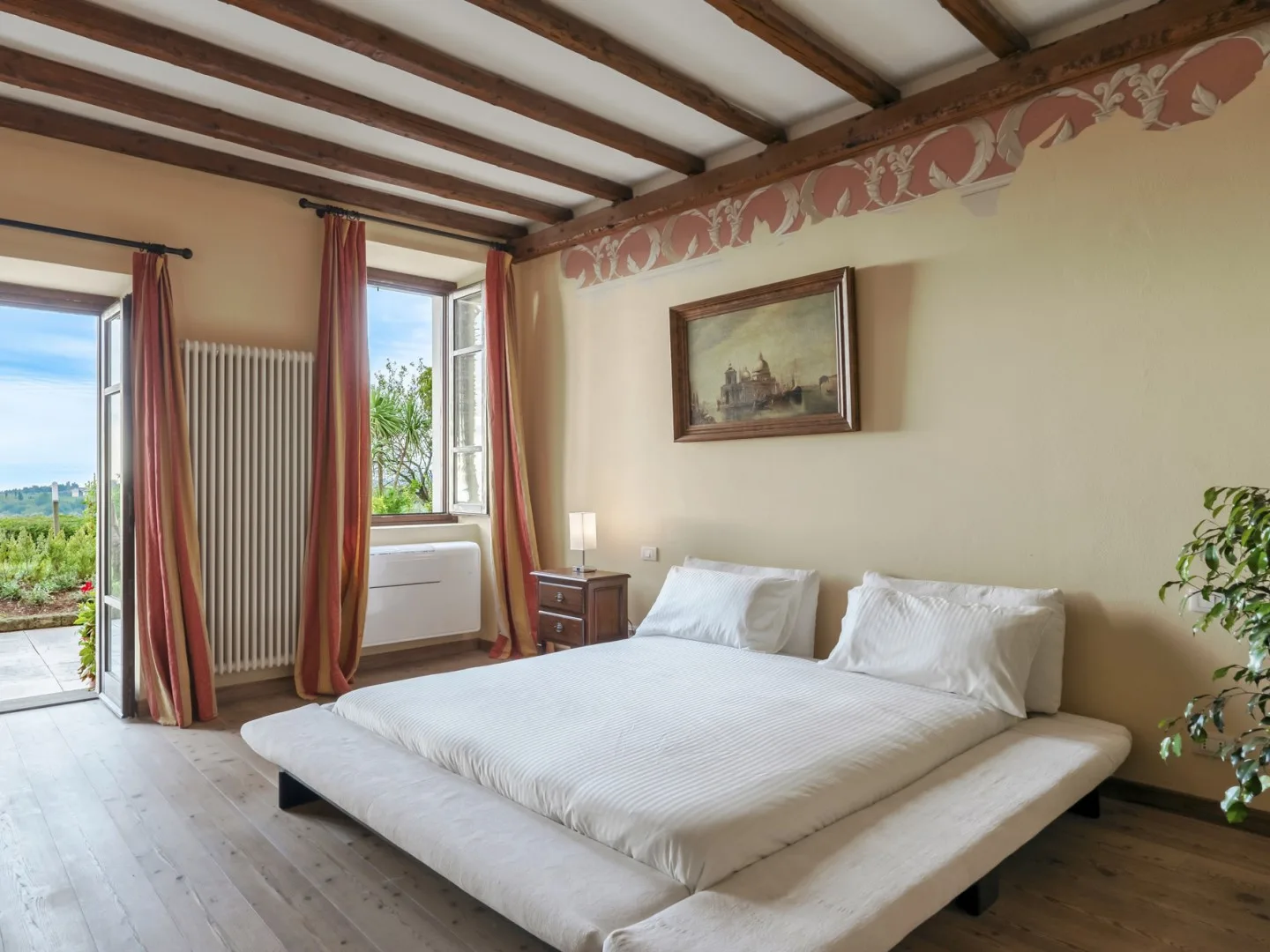 TENUTA NAVELLI 12+2 - Lombardy