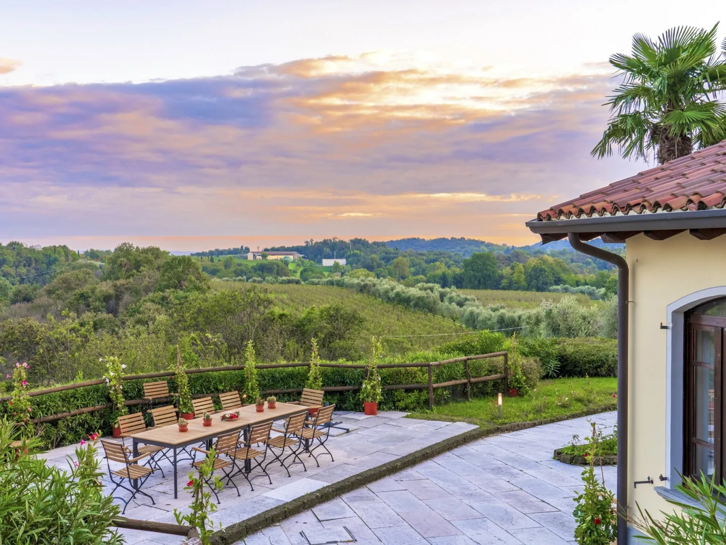 TENUTA NAVELLI 12+2 - Lombardy