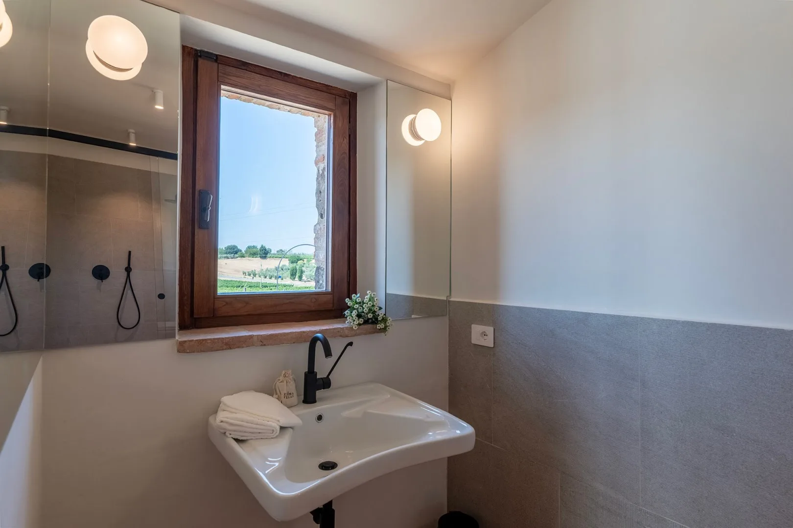 TENUTA ORSINI 9+3 - Lazio