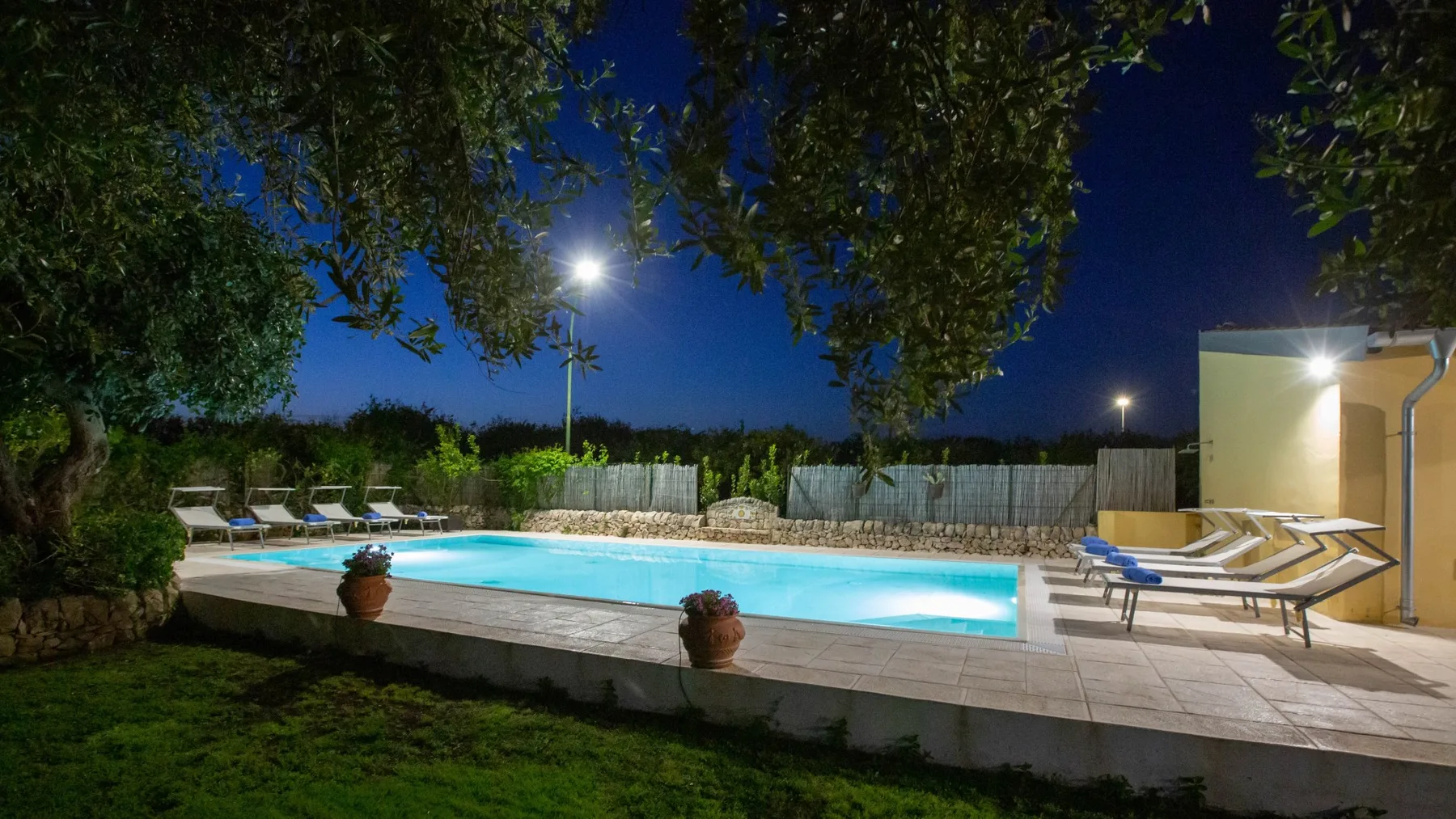 IL GIARDINO DEI LIMONI 8 - Sicily