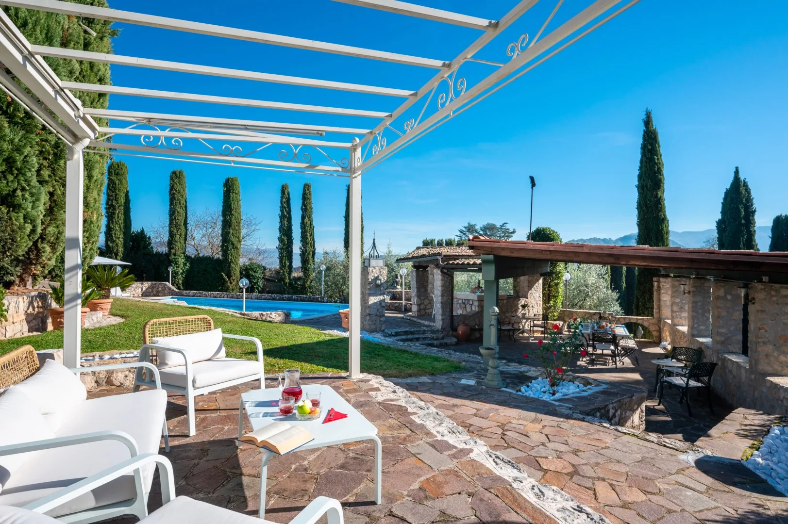 TENUTA CAVI 10 - Lazio