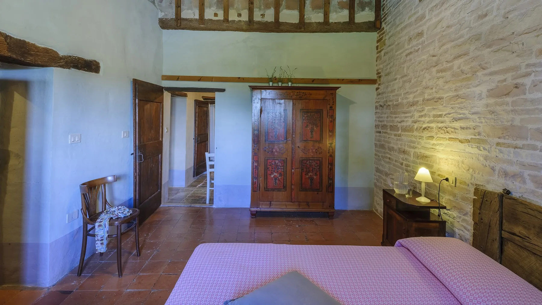 CHECELLO 6 - Marche