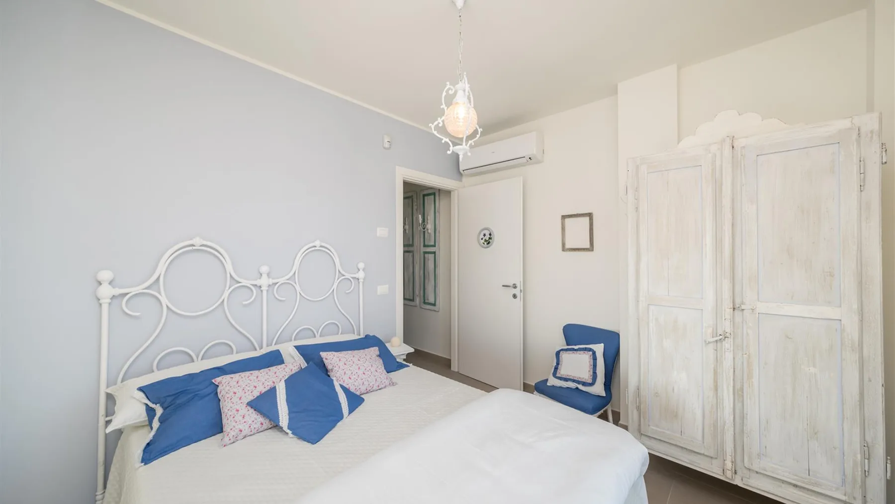CASA DI EOLO 8+2 - Marche