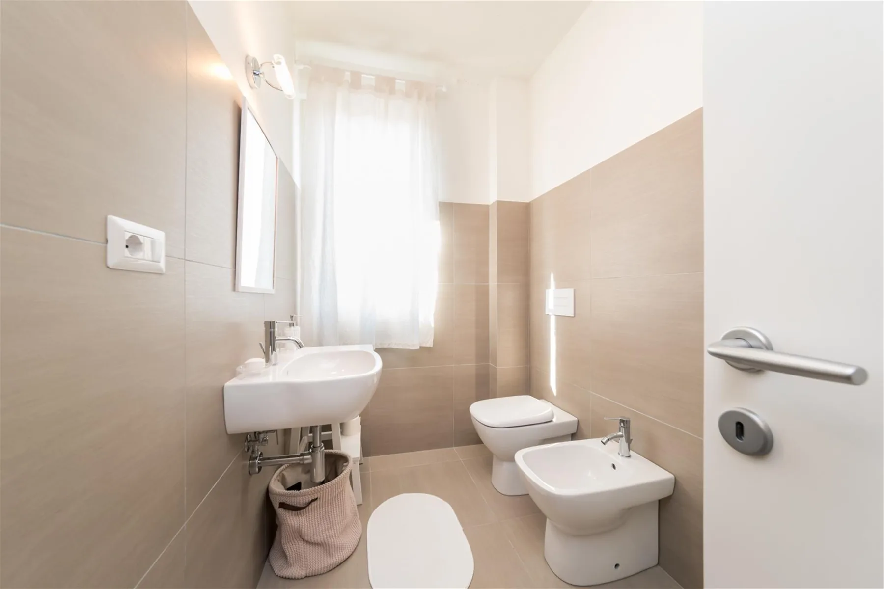 CASA DI EOLO 8+2 - Marche