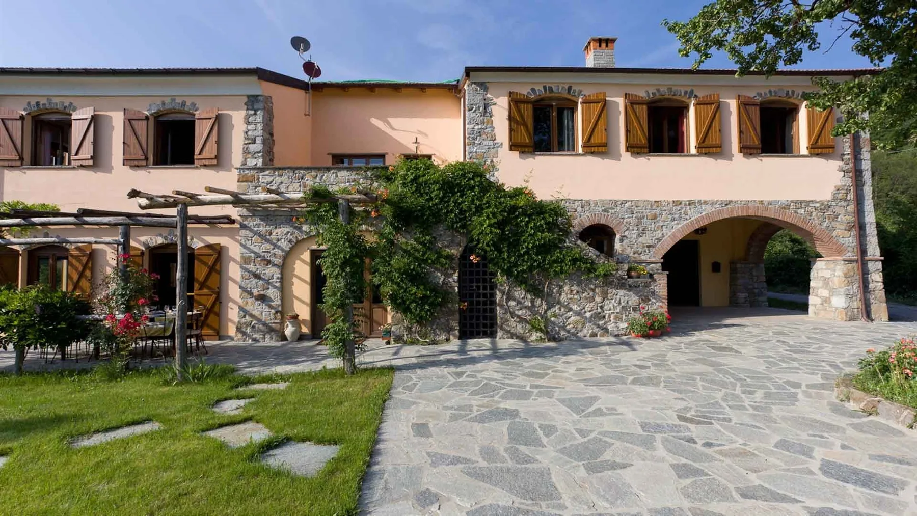 VILLA ARBEIO 8+6 - Liguria