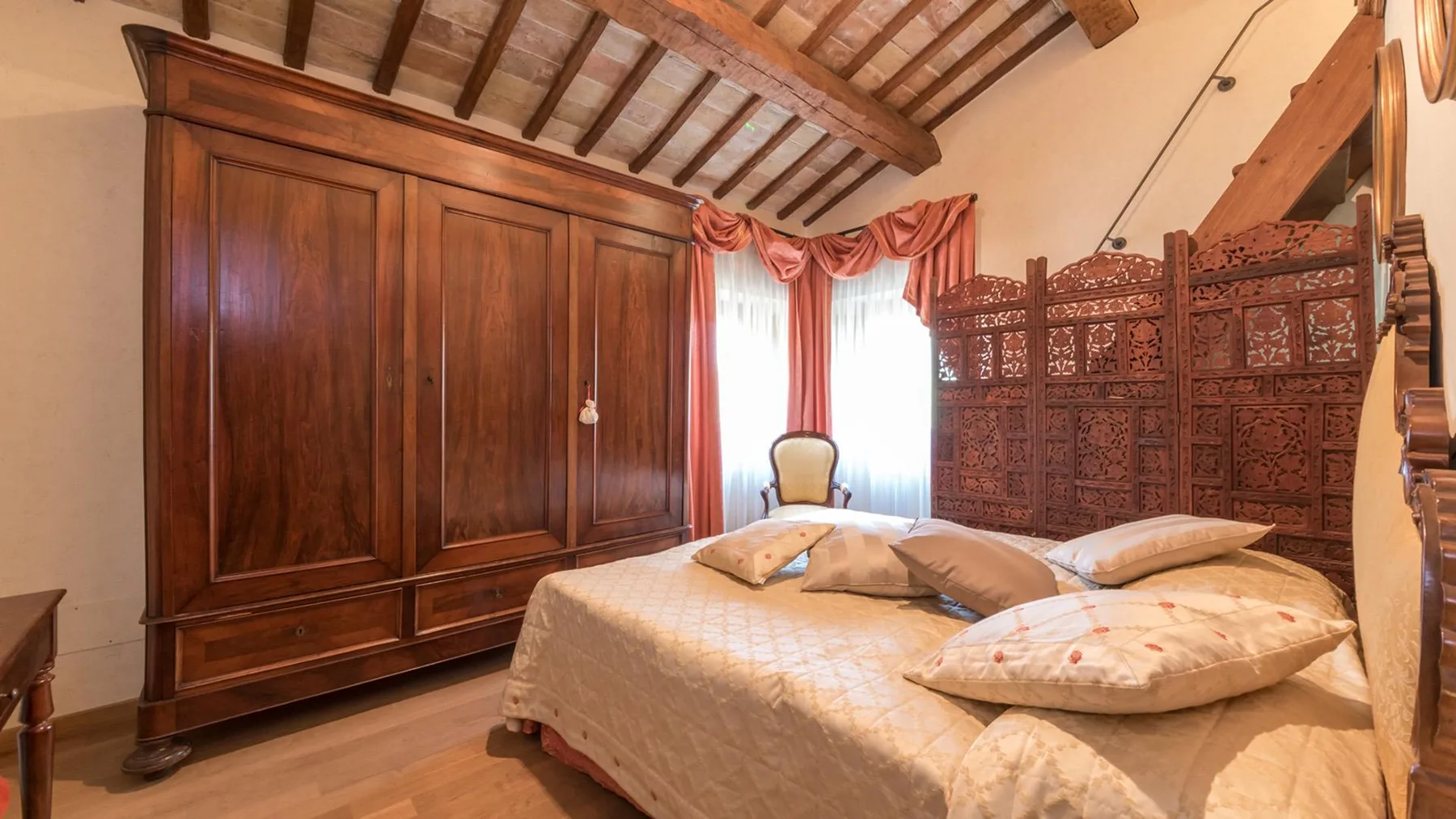 VILLA AMBRAH 12+1 - Marche