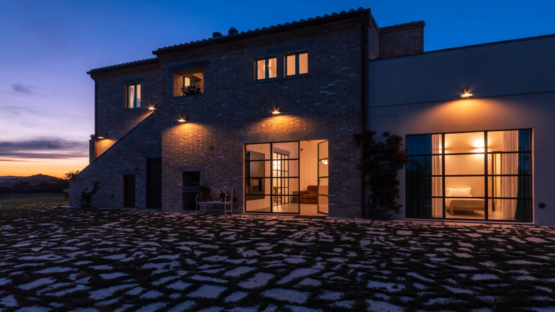 LA BUONA MANIERA 10 - Marche