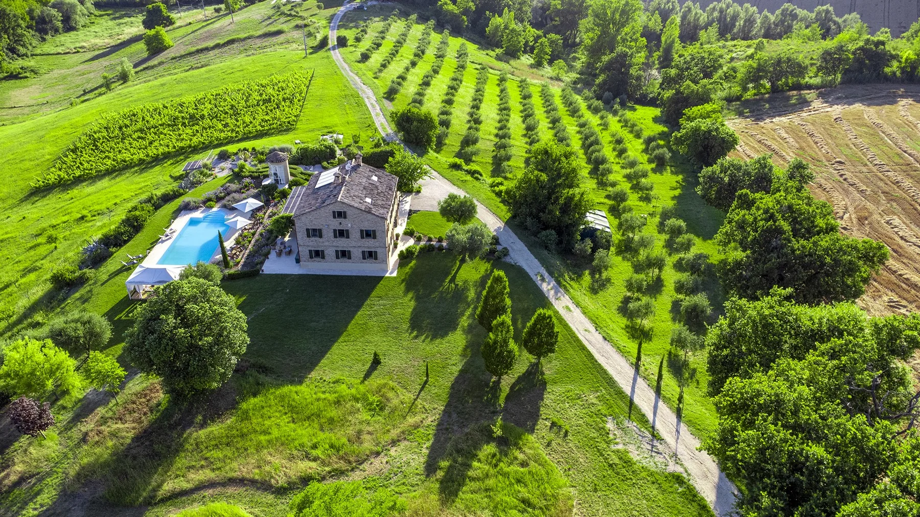 CASA SANT'ELIA 7+3 - Marche