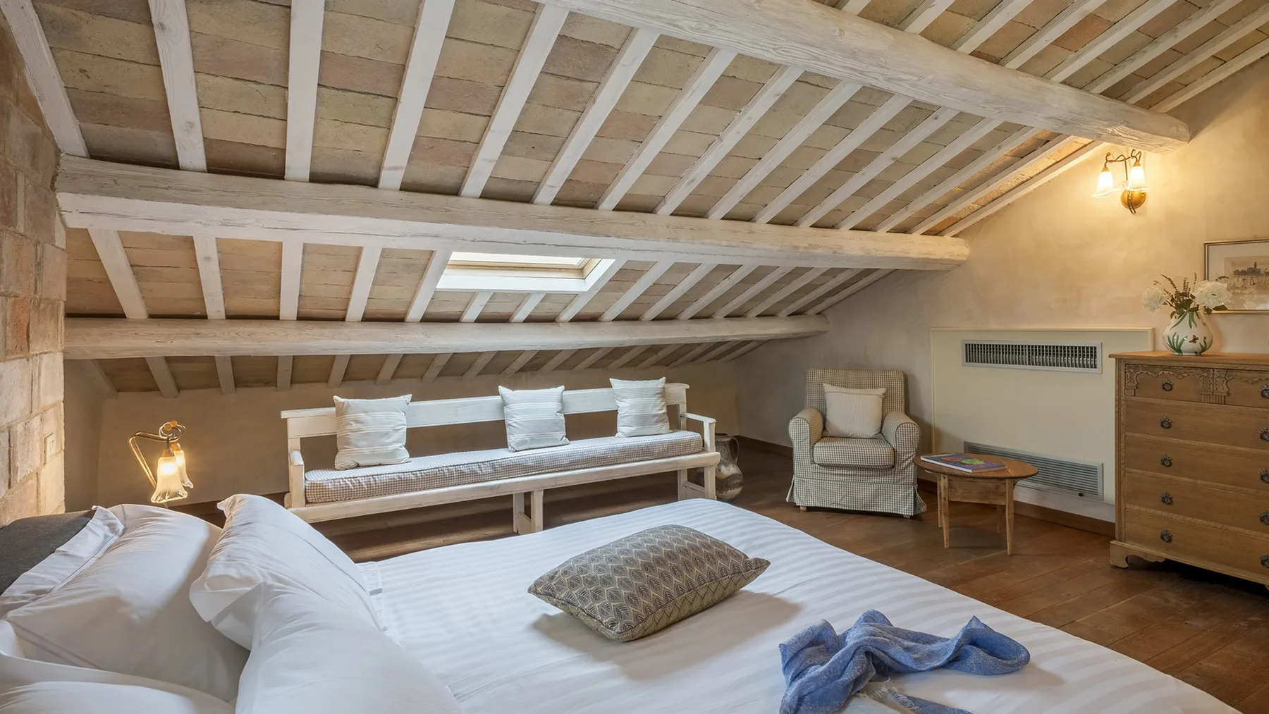 CASA SANT'ELIA 7+3 - Marche