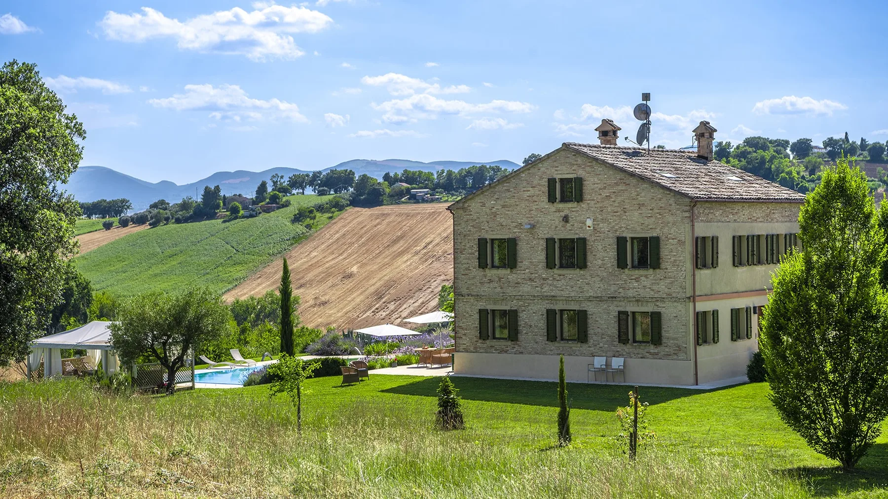 CASA SANT'ELIA 7+3 - Marche