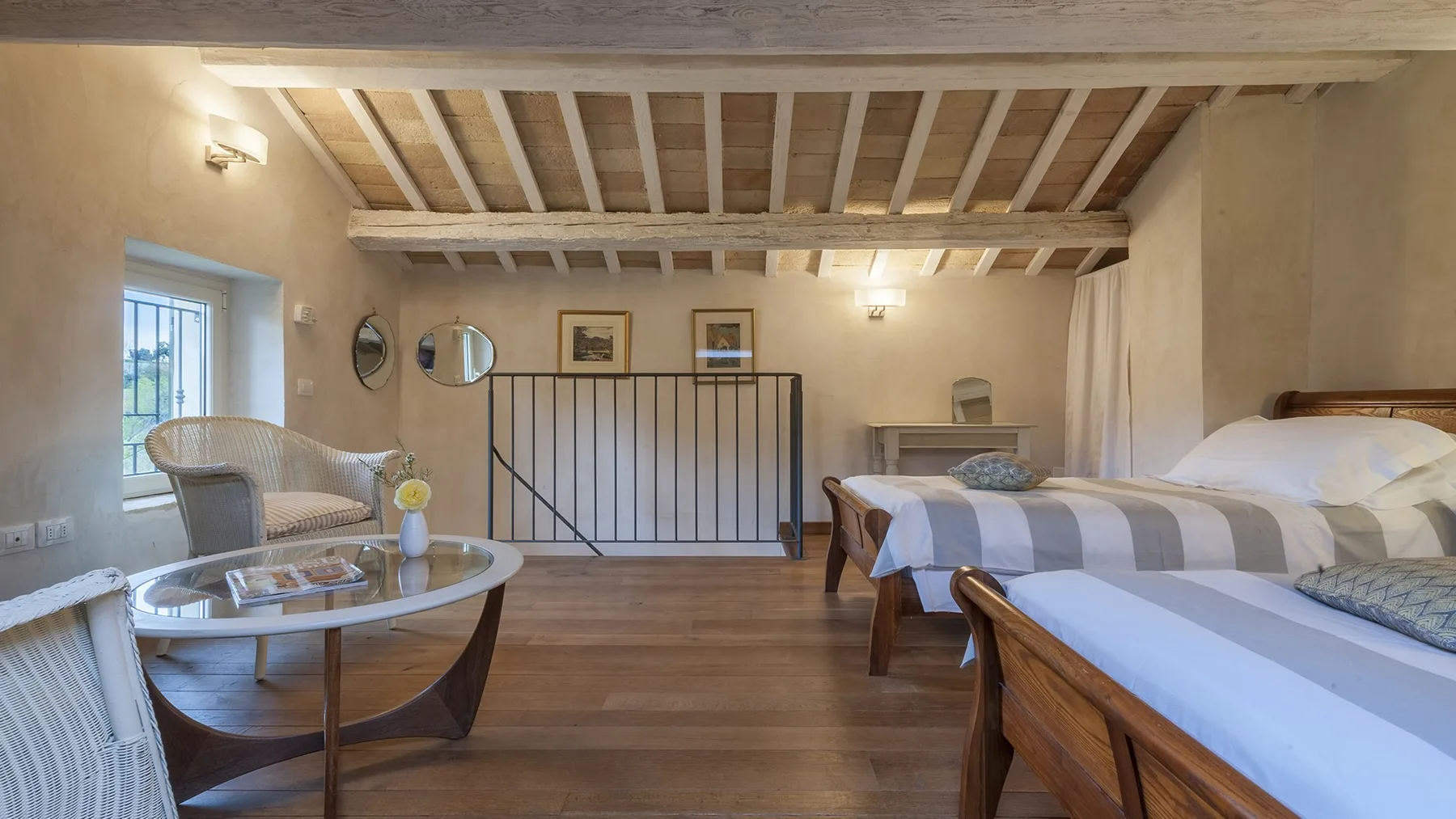 CASA SANT'ELIA 7+3 - Marche
