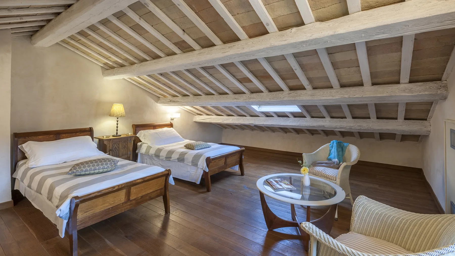 CASA SANT'ELIA 7+3 - Marche