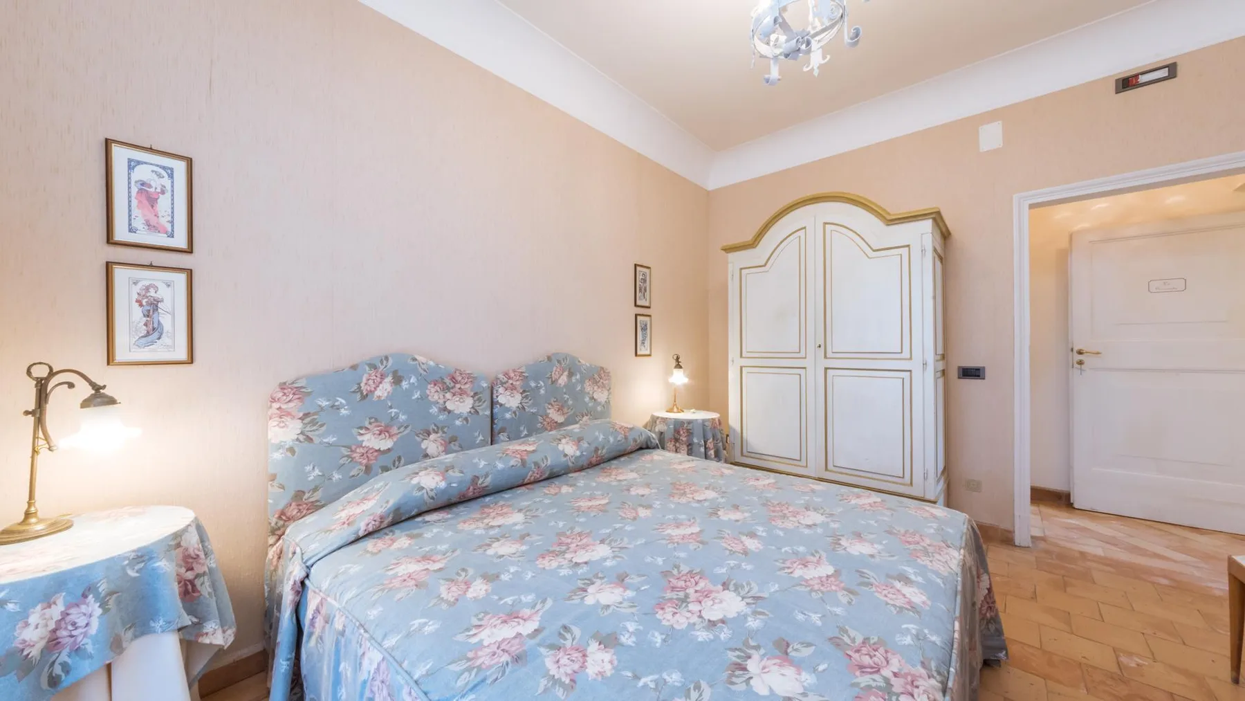 BORGO COLLE RIDENTE 13 - Marche