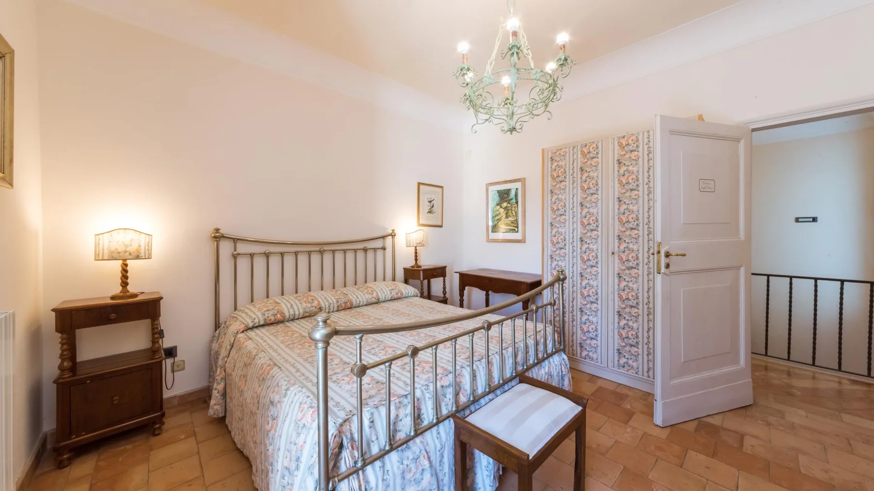 BORGO COLLE RIDENTE 13 - Marche