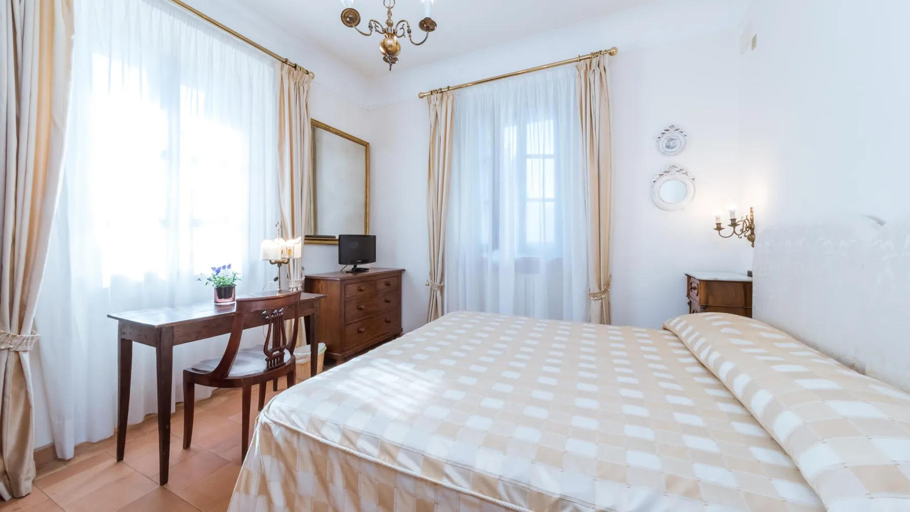 BORGO COLLE RIDENTE 13 - Marche