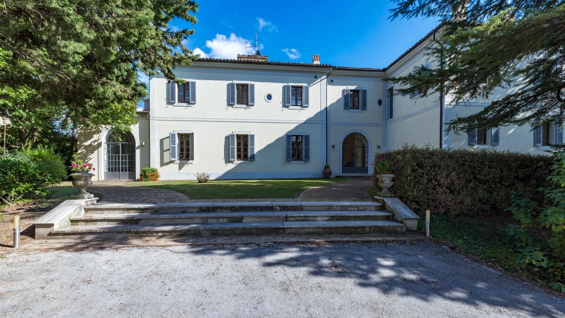 BORGO COLLE RIDENTE 13 - Marche