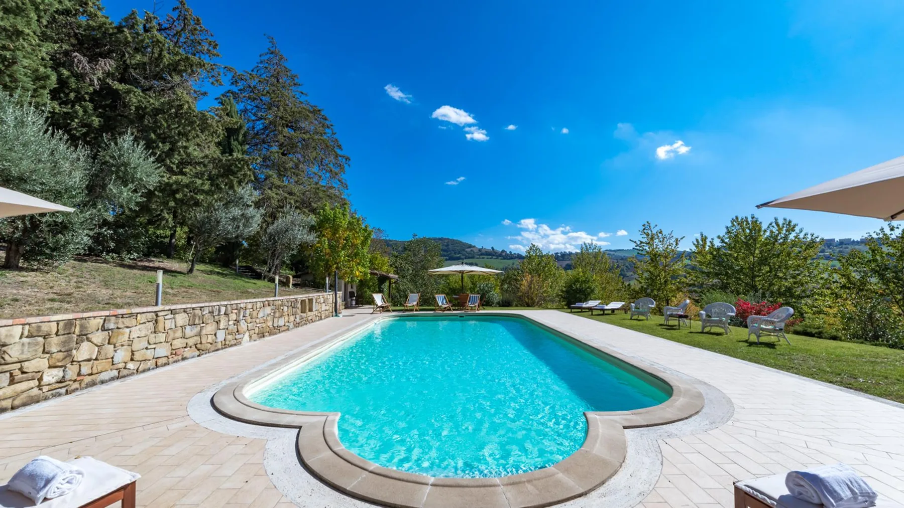 BORGO COLLE RIDENTE 13 - Marche