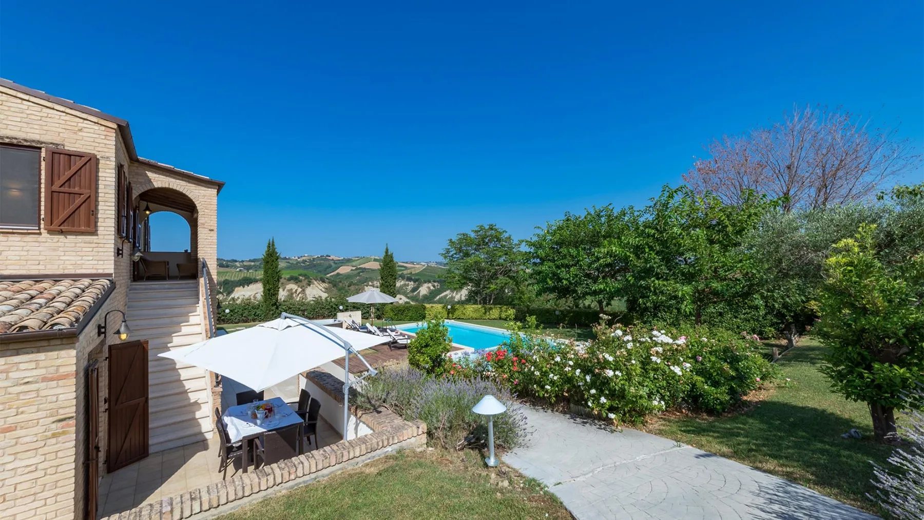 CASALE ROSY 6+2 - Marche