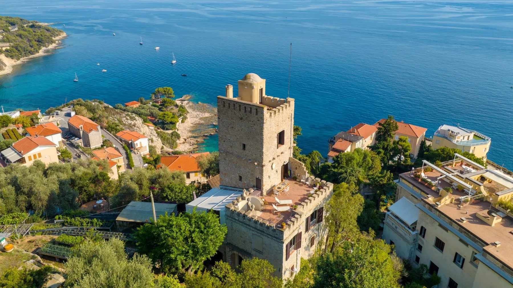 TORRE GRIMALDI 2+2 - Liguria