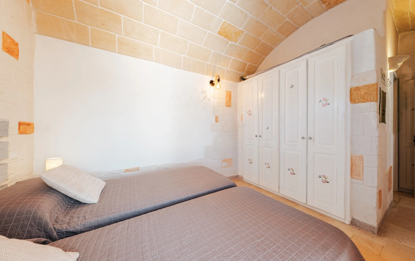 WHITE STONE HOUSE 6+1 - Puglia