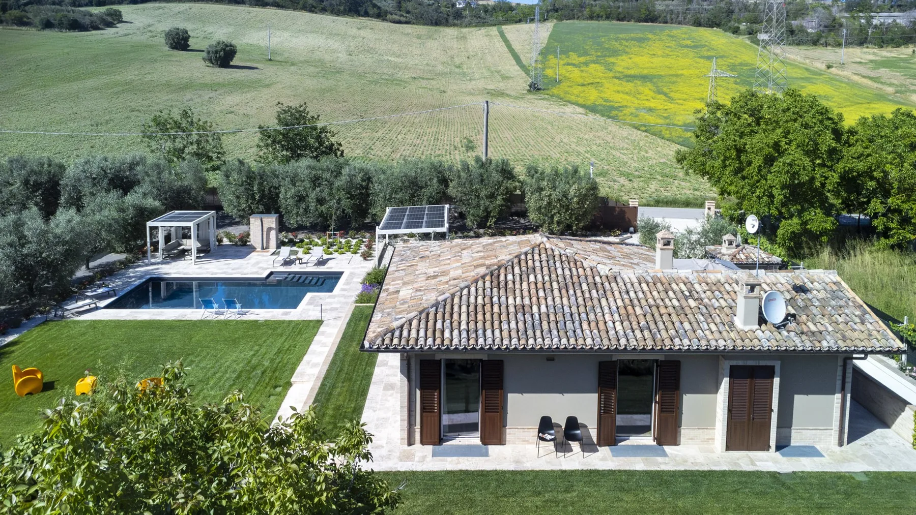 VILLINO LE MOIE 4+2 - Marche