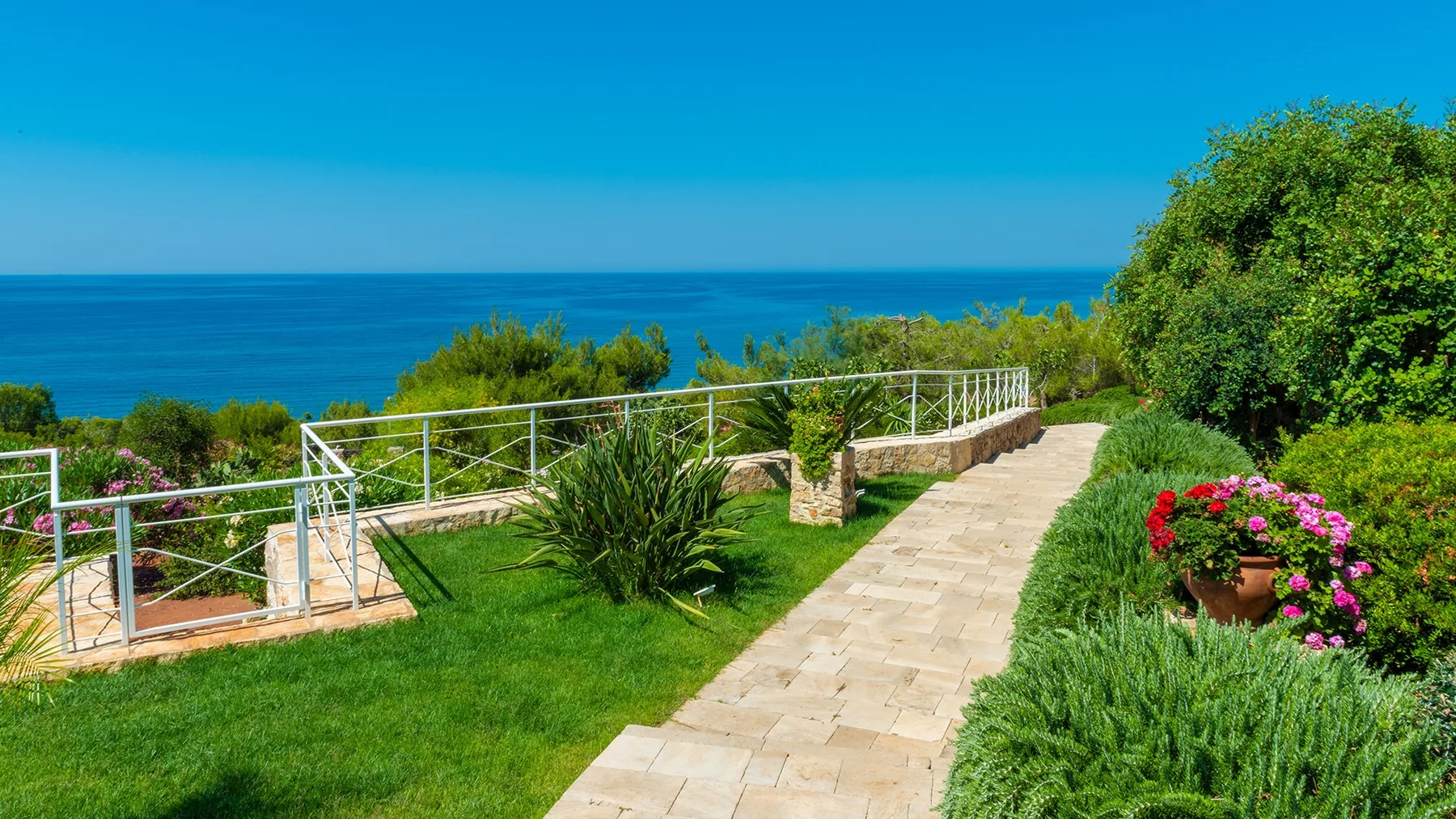 TENUTA SCIALANDRE 10 - Puglia